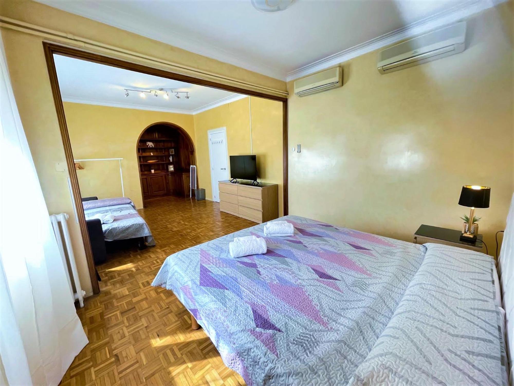 Bed & Breakfast Alojamiento Villaroel *